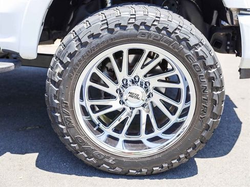 Used 2021 Ford F350 Platinum w/ Tremor Off-Road Package AWD/4WD image 12