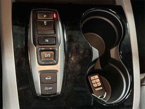 Certified 2022 Honda Pilot Touring image 30