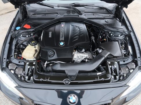 Used 2016 BMW M235i Coupe RWD image 33