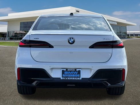 New 2026 BMW 740i xDrive AWD/4WD image 9