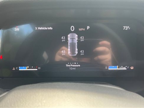 New 2025 Jeep Grand Cherokee Limited w/ Black Appearance Package image 18