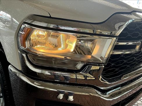 Used 2019 RAM 3500 Tradesman AWD/4WD image 28