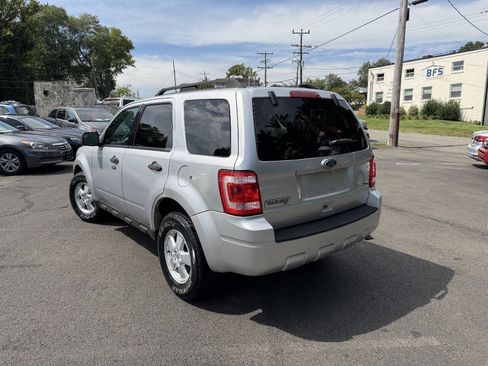 Used 2011 Ford Escape XLT AWD/4WD image 5