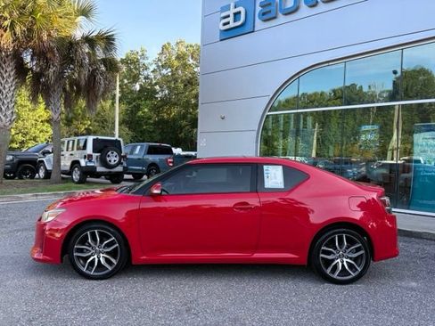 Used 2015 Scion tC FWD image 2