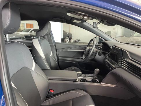 Used 2025 Toyota Camry SE image 26