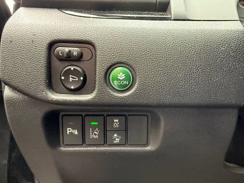 Used 2018 Honda Pilot Elite image 21