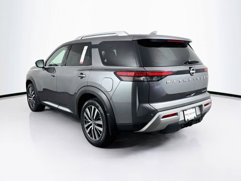 Used 2022 Nissan Pathfinder Platinum w/ Cargo Package FWD image 13
