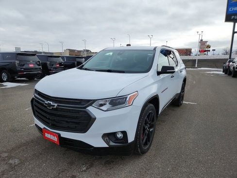 Certified 2020 Chevrolet Traverse Premier w/ Redline Edition image 3
