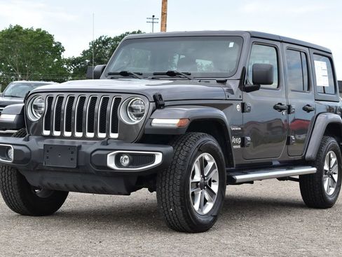 Used 2022 Jeep Wrangler Unlimited Sahara w/ LED Lighting Group AWD/4WD image 1