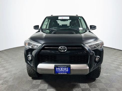 Certified 2022 Toyota 4Runner TRD Off-Road Premium AWD/4WD image 2