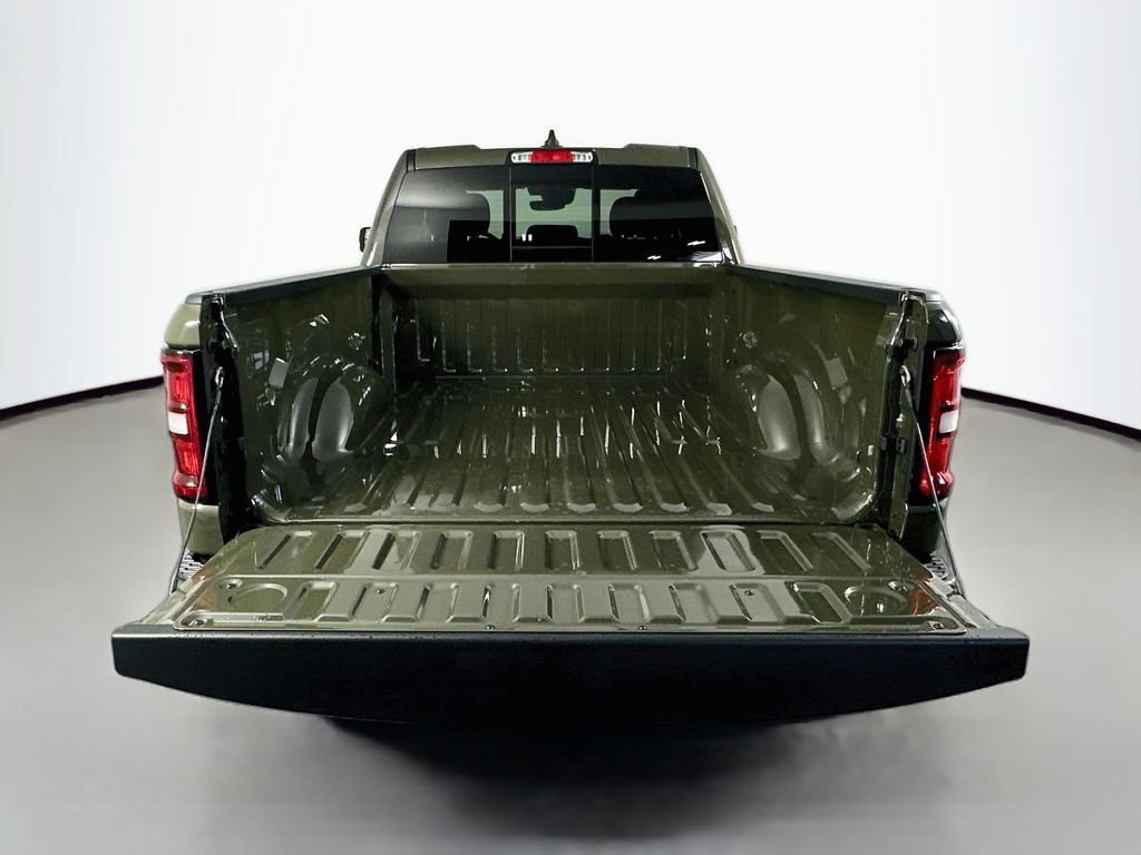 New 2026 RAM 1500 Big Horn w/ Night Edition AWD/4WD image 16