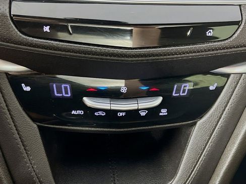 Used 2024 Cadillac XT5 Premium Luxury w/ Technology Package image 16