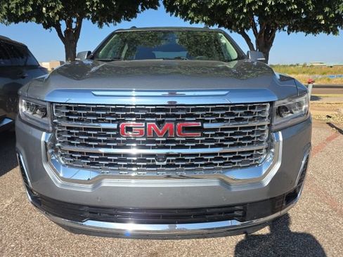 Used 2023 GMC Acadia Denali w/ Denali Ultimate Package FWD image 2