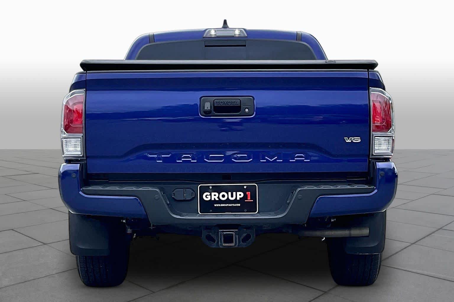 Used 2023 Toyota Tacoma TRD Sport w/ Technology Package AWD/4WD image 5