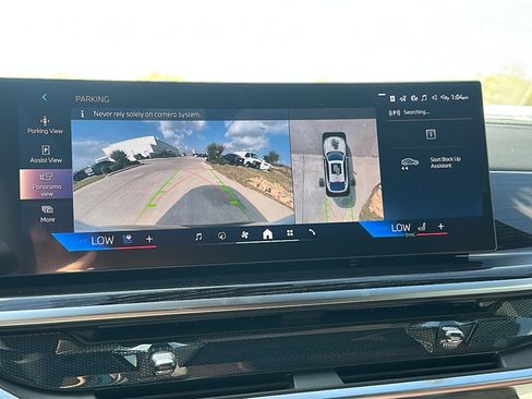 New 2026 BMW X6 xDrive40i w/ Climate Comfort Package image 23