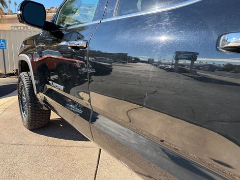 Used 2025 Toyota Tundra Limited image 29