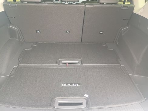 New 2026 Nissan Rogue Platinum w/ Tech Package image 7