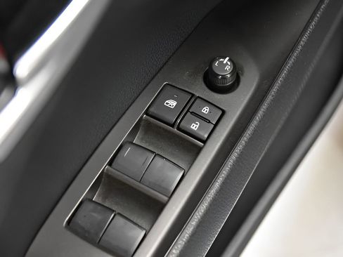 Used 2024 Toyota Camry LE w/ Convenience Package image 17