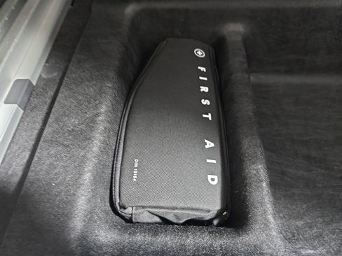 Used 2024 Rivian R1S Adventure AWD/4WD image 34