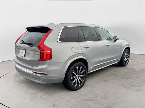 Certified 2024 Volvo XC90 B5 Core w/ Climate Package image 6