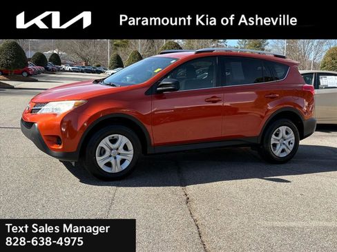 Used 2015 Toyota RAV4 LE image 3