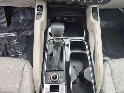 Certified 2024 Kia Telluride S w/ S Sunroof Package image 11