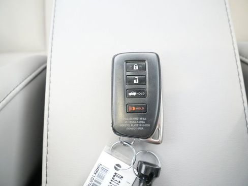 Used 2017 Lexus ES 350 350 image 28