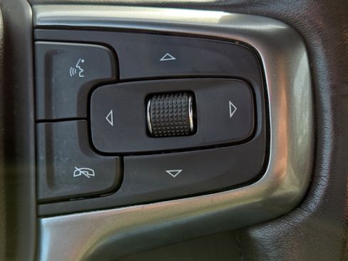 Used 2022 Chevrolet Silverado 1500 LTZ image 27