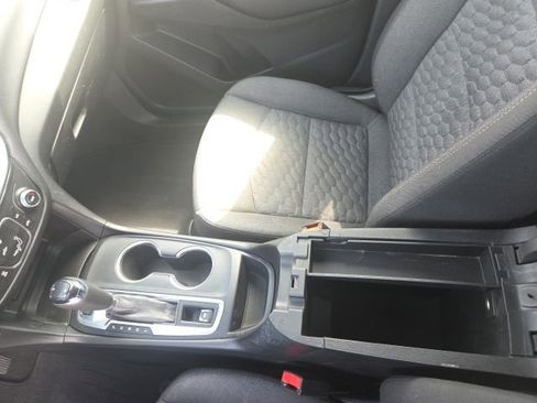 Used 2019 Chevrolet Equinox LT AWD/4WD image 18