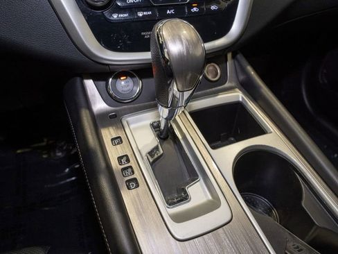Used 2018 Nissan Murano SL image 17