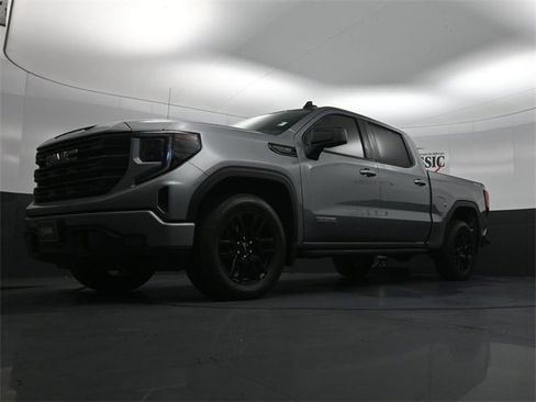 Used 2024 GMC Sierra 1500 Elevation image 25