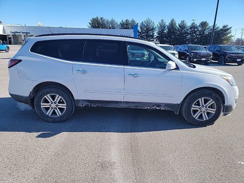 Used 2016 Chevrolet Traverse LT image 14