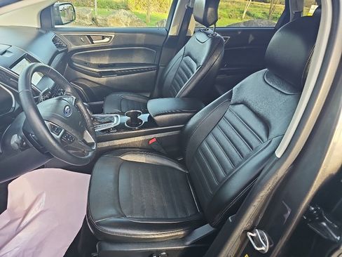 Used 2017 Ford Edge SEL w/ Equipment Group 201A image 22