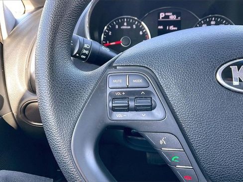 Used 2018 Kia Forte LX image 20