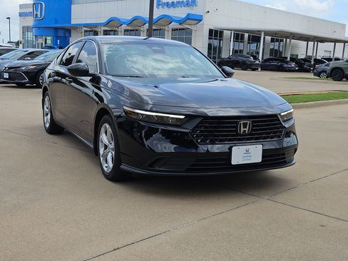 Certified 2024 Honda Accord LX image 3