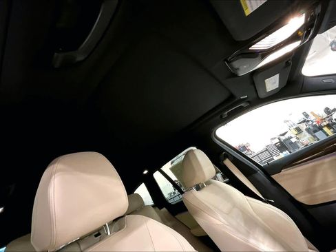 Used 2019 BMW X3 sDrive30i w/ Convenience Package image 12