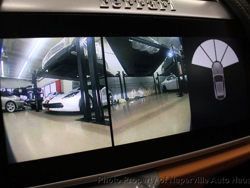 Used 2017 Ferrari GTC4Lusso AWD/4WD image 35