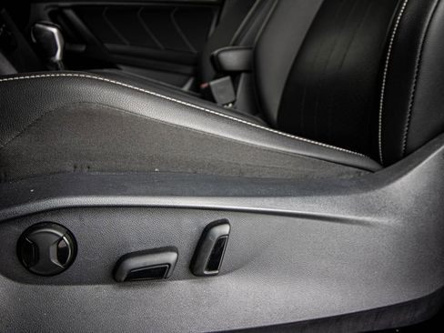 Used 2022 Volkswagen Tiguan SE R-Line FWD image 22