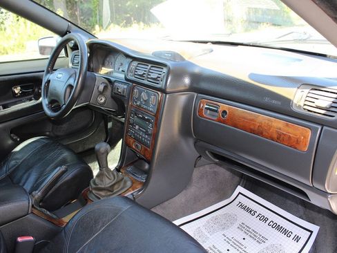 Used 1999 Volvo C70 HT FWD image 36