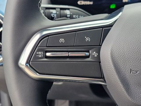 New 2026 Chevrolet Equinox EV LT AWD/4WD image 26