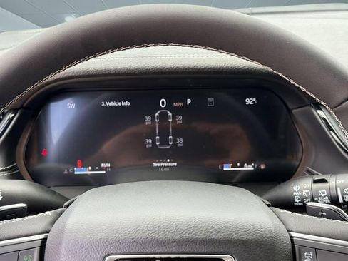 New 2026 Jeep Grand Cherokee L Limited w/ Limited Altitude Package AWD/4WD image 19