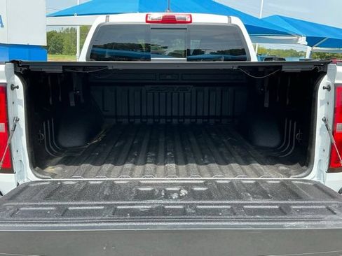 Used 2022 Chevrolet Colorado ZR2 AWD/4WD image 6