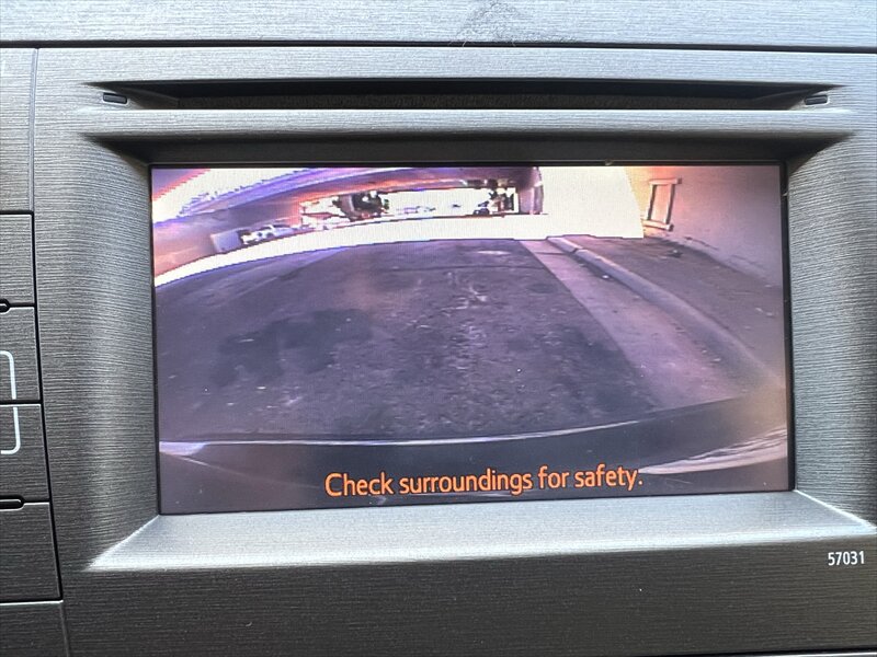 Used 2015 Toyota Prius Two FWD image 5