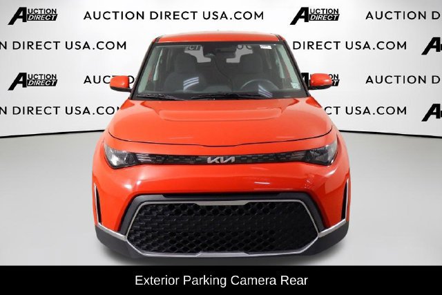 Used 2024 Kia Soul LX w/ LX Technology Package FWD image 2