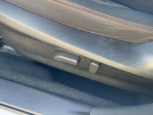 Used 2021 Subaru Crosstrek 2.0i Premium w/ Moonroof Package image 7