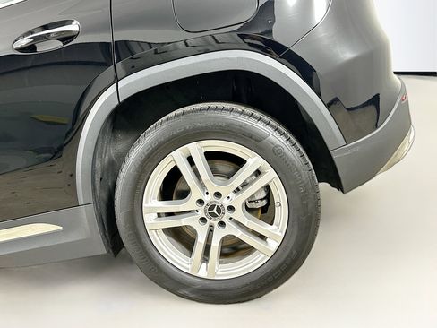 Certified 2023 Mercedes-Benz GLA 250 4MATIC image 38