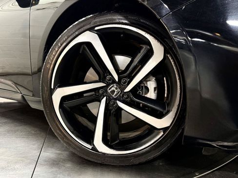 Used 2021 Honda Accord Sport image 11
