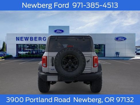 New 2026 Ford Bronco Big Bend w/ Black Diamond Package AWD/4WD image 7