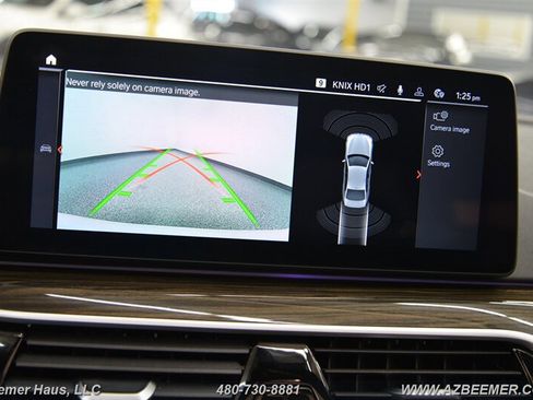 Used 2022 BMW 530i w/ M Sport Package image 32