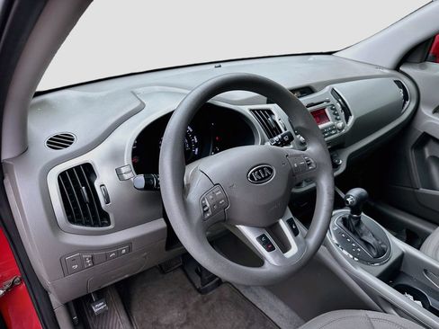Used 2012 Kia Sportage LX w/ Convenience Pkg FWD image 9